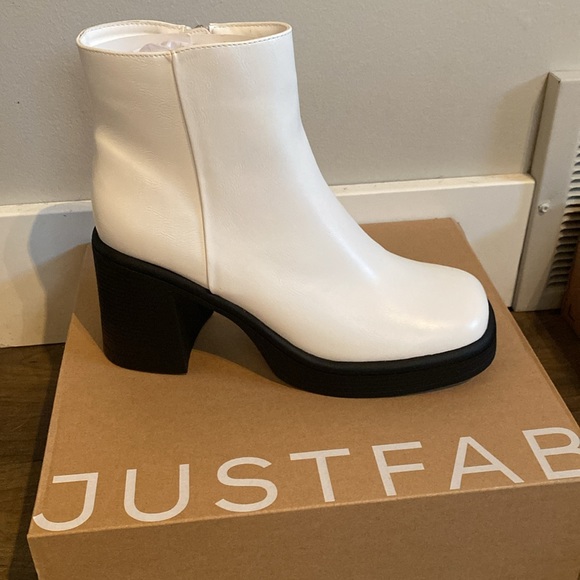 Platform bootie - Picture 3 of 5